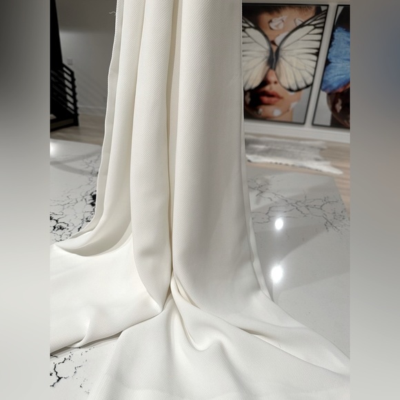 Club Monaco size US2 White flared pant jumpsuit with belt - Picture 6 of 9